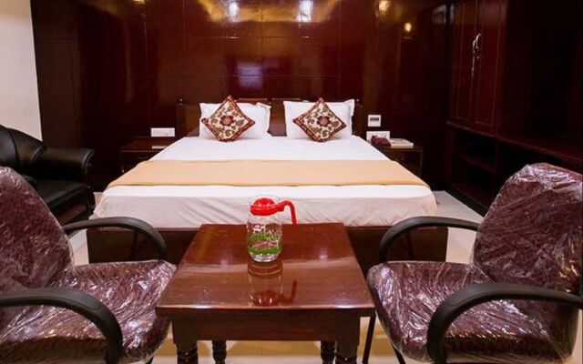 Hotel PVK Grand