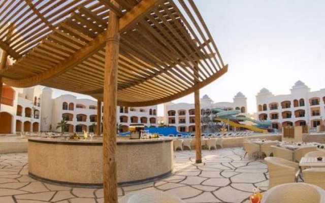 Naama Waves Hotel