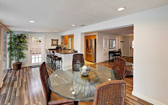 2310 Bradford Street Home