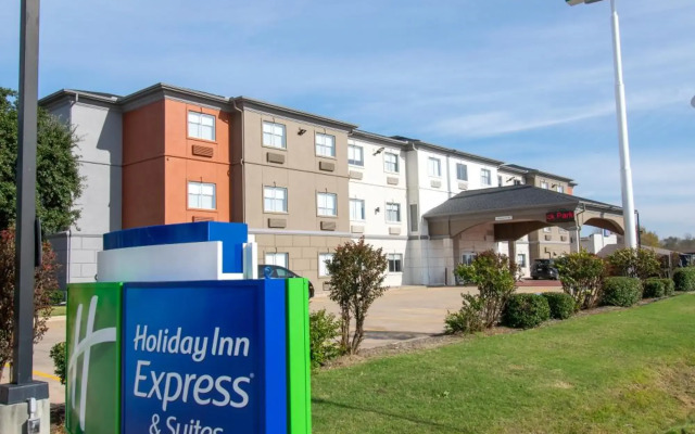 Holiday Inn Express and Suites Sulphur Springs by IHG