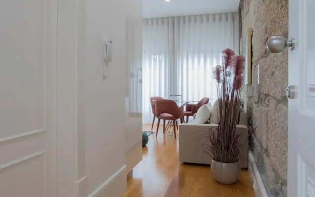 Liiiving in Porto Downtown Luxury Apartment 3R