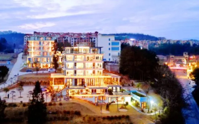 White House Yuanjing Homestay (Fairy Mountain Branch)