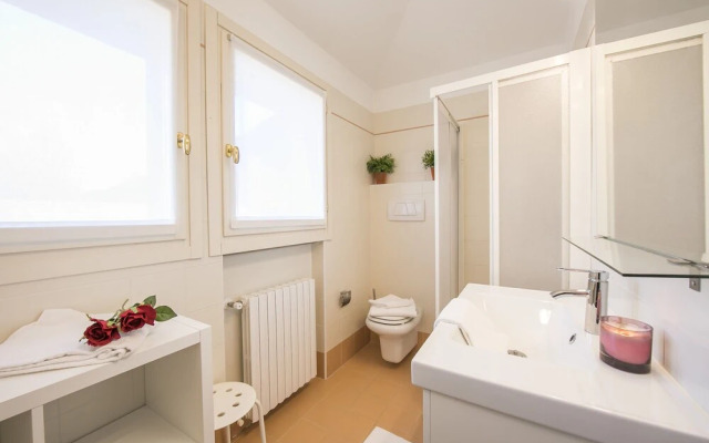 Porto Letizia Viola 7