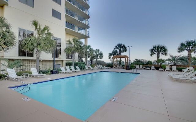 Brighton Tower 1909 3br 3ba Oceanfront 3 Bedroom Condo by RedAwning