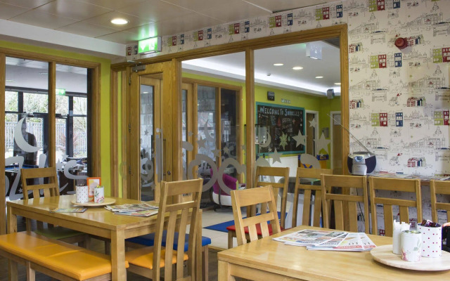 Snoozles Forster Street Tourist Hostel