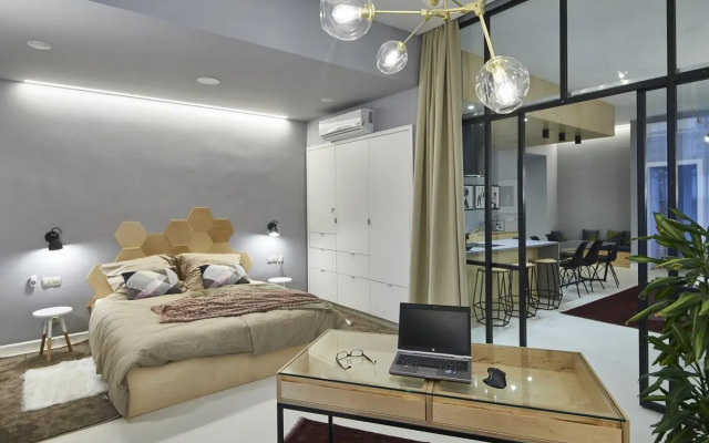 ORANGEHOMES Unique design 3 bathrooms flat