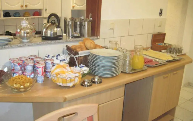 Hotel-Pension "Alte Schule"