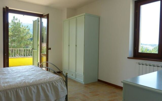 B&B Home Larina