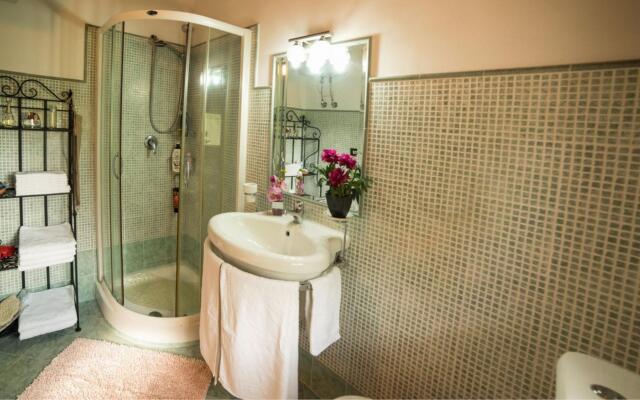 Villa with Private pool in Oria-Villa Chiara