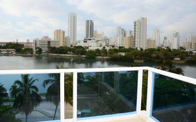 Conquistador Apartaments By SYA