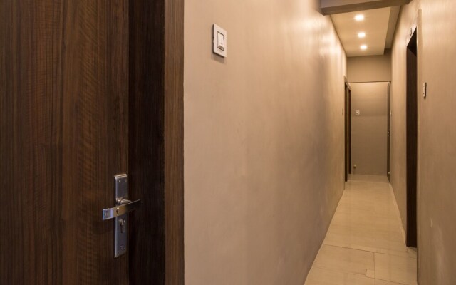 OYO 11657 Hotel SVL Inn