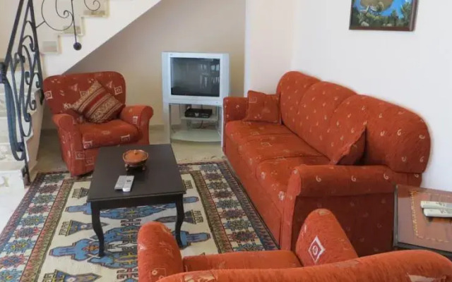 Asteria Suite - Atlas Residence