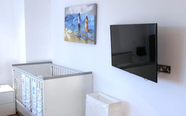 Holiday 6 Bedroom Luxury Villa