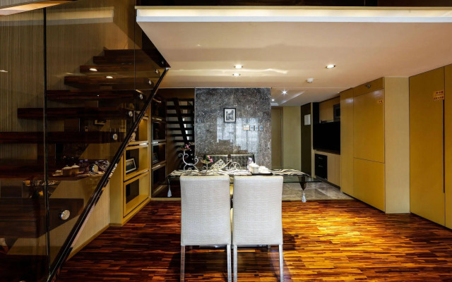 Waifden Apartment Poly D Branch
