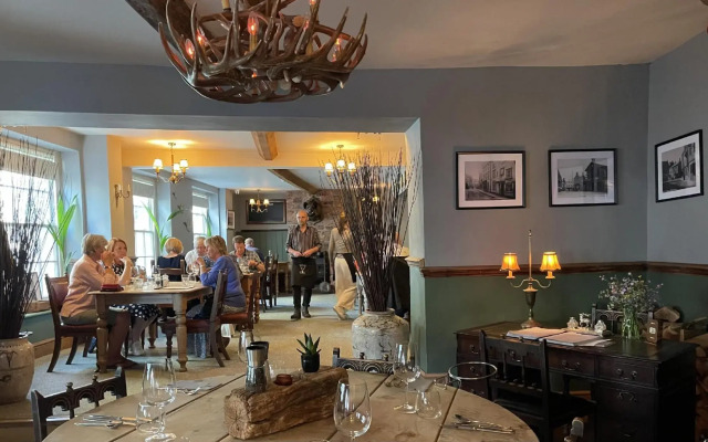 White Hart Hotel