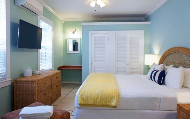 Westwinds Inn