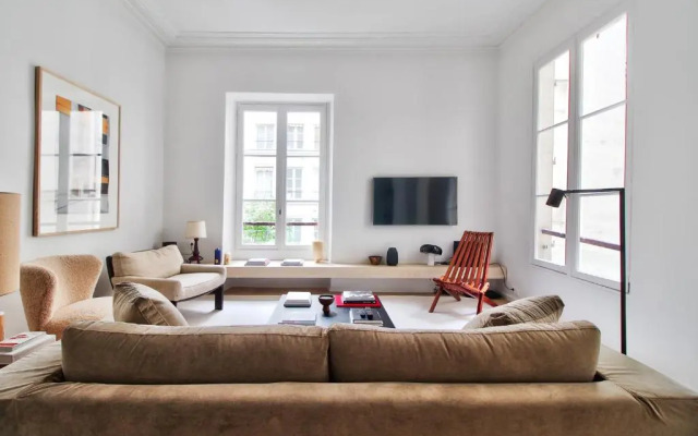Modern Apt 3bdr/3bth - Louvre Museum/Tuileries