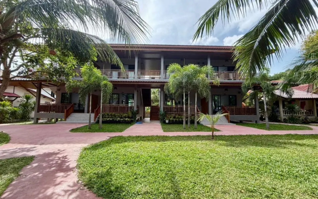 Nice Beach Bungalow