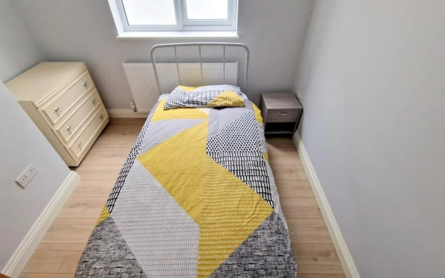 2-bedroom House in South London - Sutton