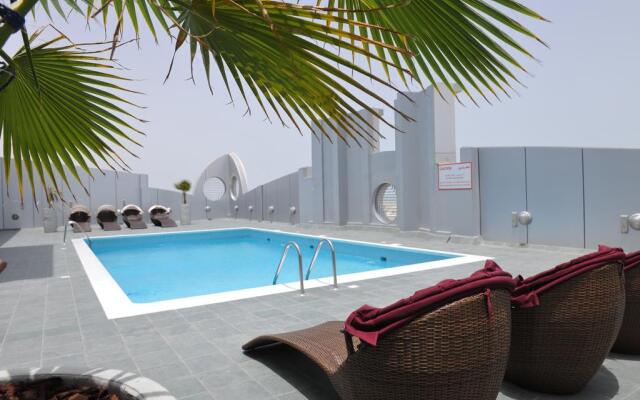 Al Raya Suites