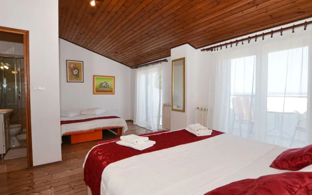 Classic and Elegant Rovinj Apartments With Balcony