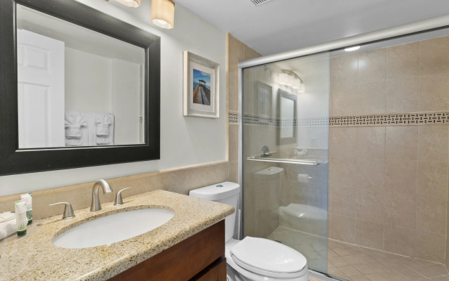 Ocean Pointe Suites at Key Largo