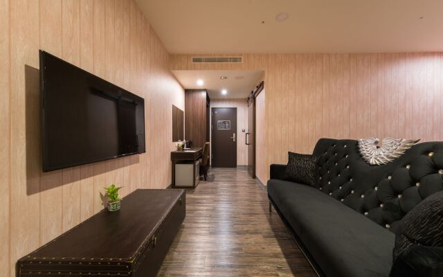 Skyone Hotel