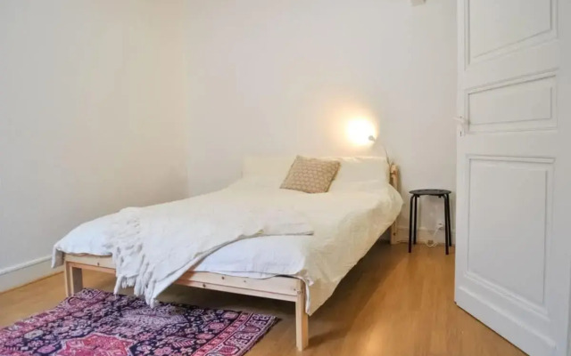 Charming village house in Limeuil for 6