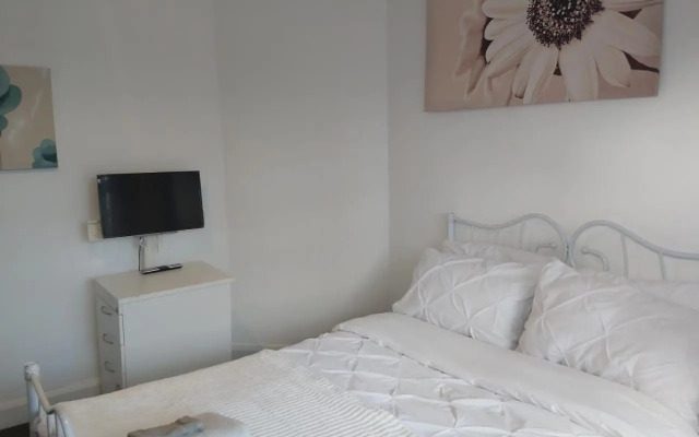 Fresher Space Home Stay