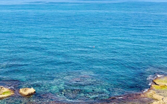 Elpida Seafront Paradise Apartment in Crete