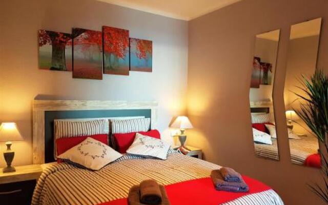 Marina Port & Beach-Apartment