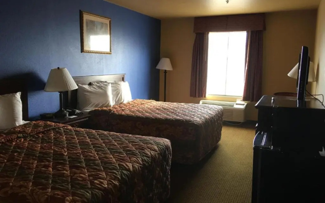 Hilltop Inn and Suites