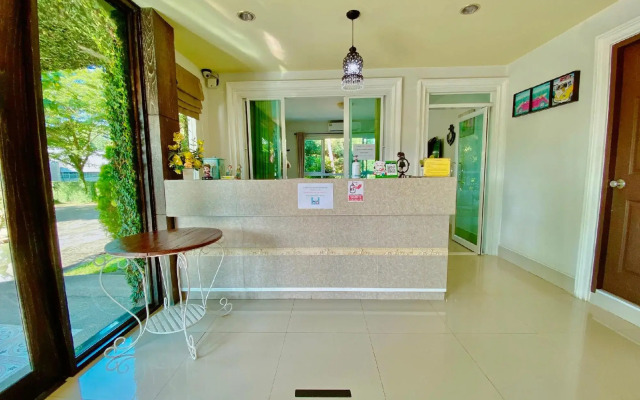 The target residence & resort