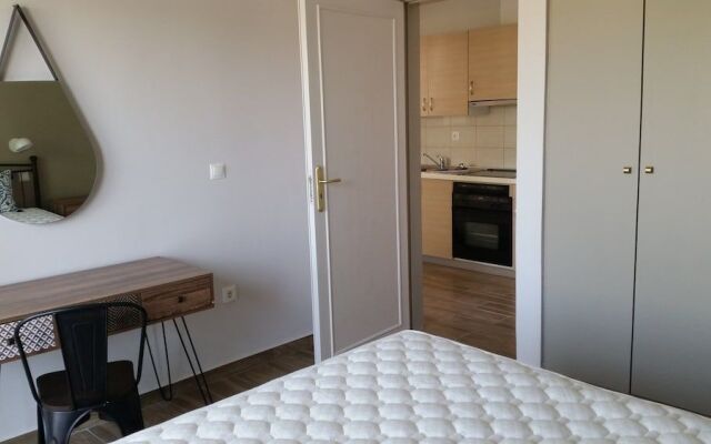 Ria's Deluxe Apartments