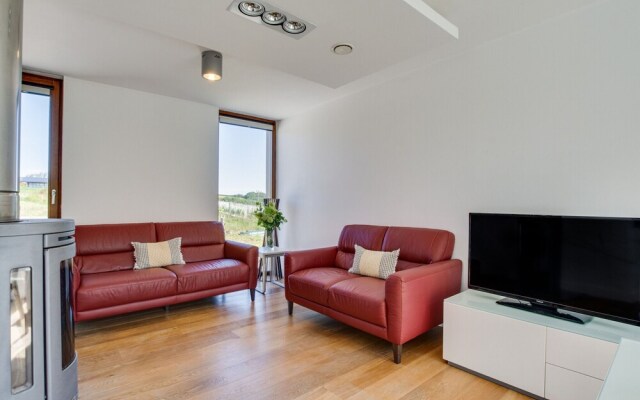 Comfortable Holiday Home in Saint Essey With Fireplace