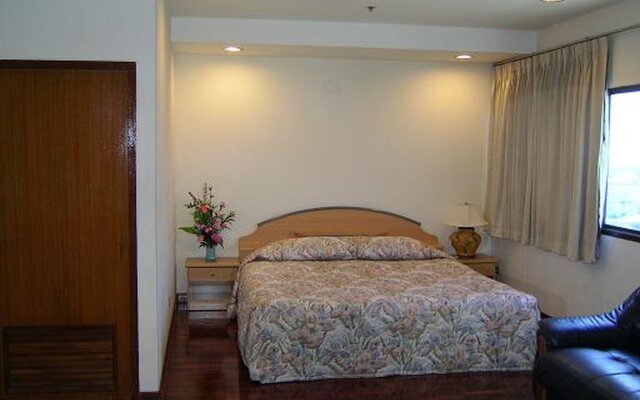 Piyavan Tower Serviced Apartment