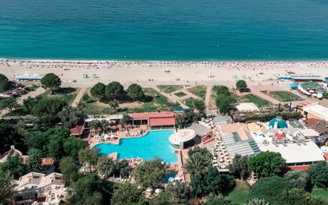 Belcekız Beach Otel