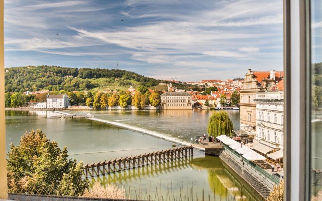 Charles Bridge Palace