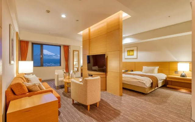 Hotel Grand Fuji
