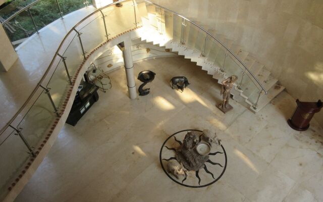 Grandeur De Sanchi