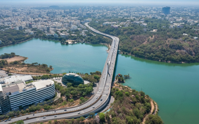 Radisson Blu Plaza Hotel Hyderabad Banjara Hills