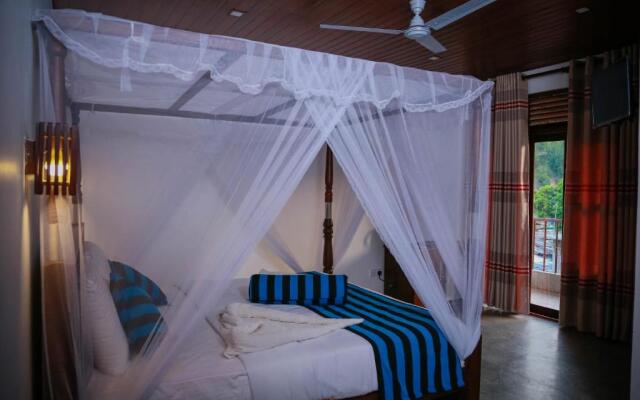 Hotel City Grand Ella