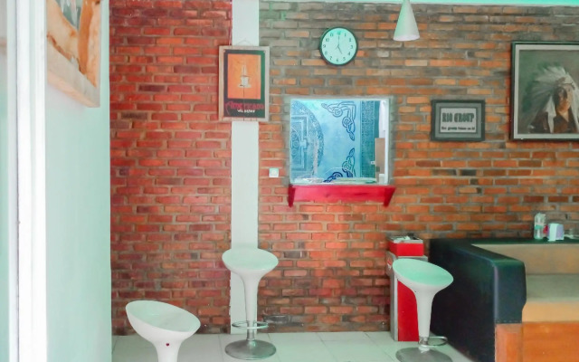 Urbanview Hotel Rio Life House Cianjur