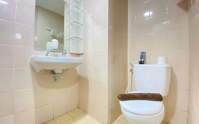 Classic Executive 1Br Apartment At Parahyangan Residence