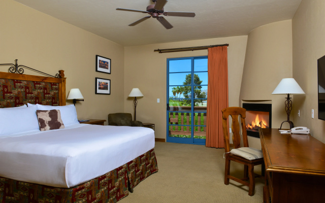 Lodge on the Desert