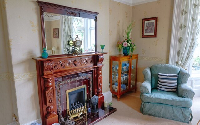 Holcombe House