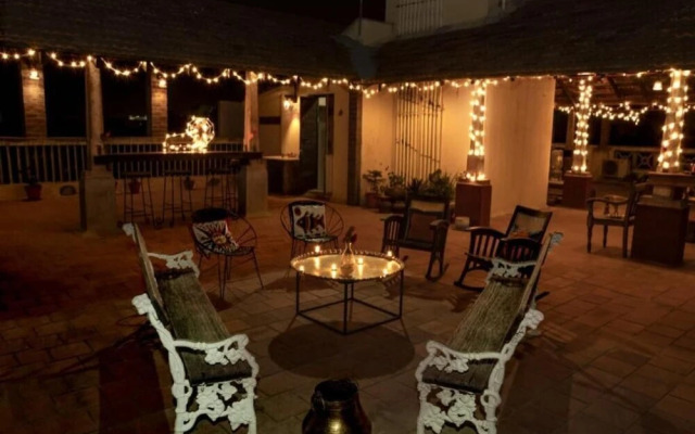UrbanSPiCE Service Apartments