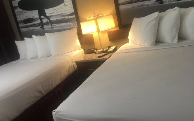 Kings Inn Anaheim at the Park & Convention Center