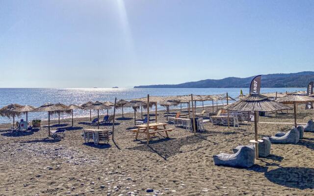 Stunning Apartment in Vasilika Evia With Wifi and 1 Bedrooms
