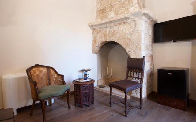 Porolithos Boutique Hotel